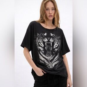 ARATTA SILENT JOURNEY TIGER RAYON TEE *RARE STYLE*
